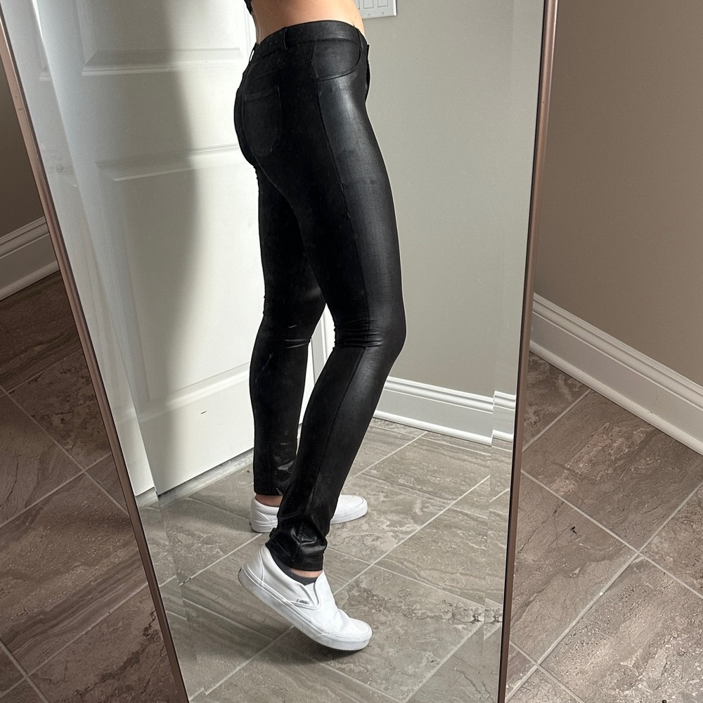 Faux Leather Stretch Leggings